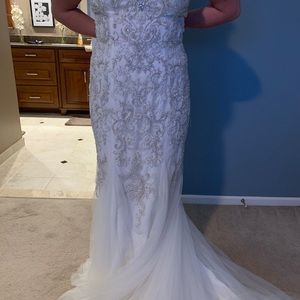 Size 14 Ivory Mermaid wedding Dress